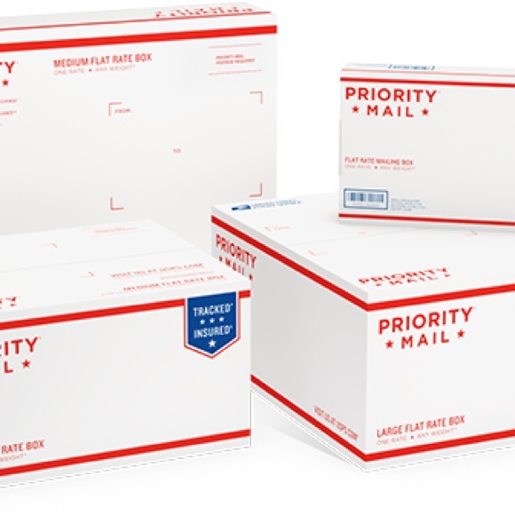 2 item mystery box. - Picture 1 of 1